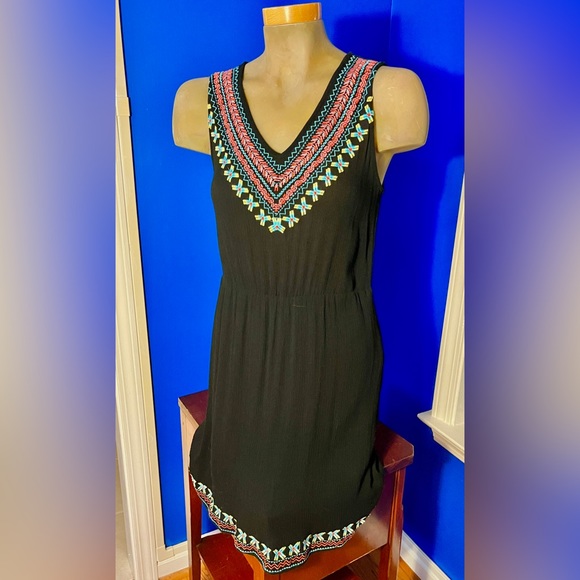 Skies Are Blue Mini Dress. Black with colorful neckline. Women Size Medium. - Picture 13 of 16